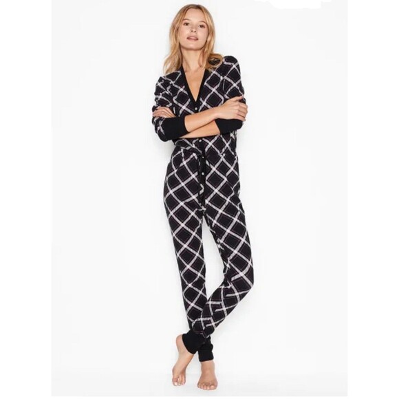 Victoria’s Secret argyle thermal onesie pajamas size M GUC - Picture 1 of 9